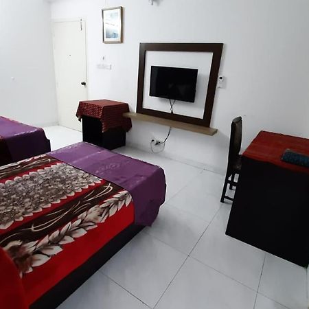 Center Point Apartment Dhaka Zewnętrze zdjęcie