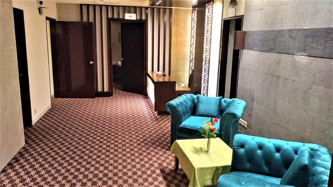 Center Point Apartment Dhaka Zewnętrze zdjęcie