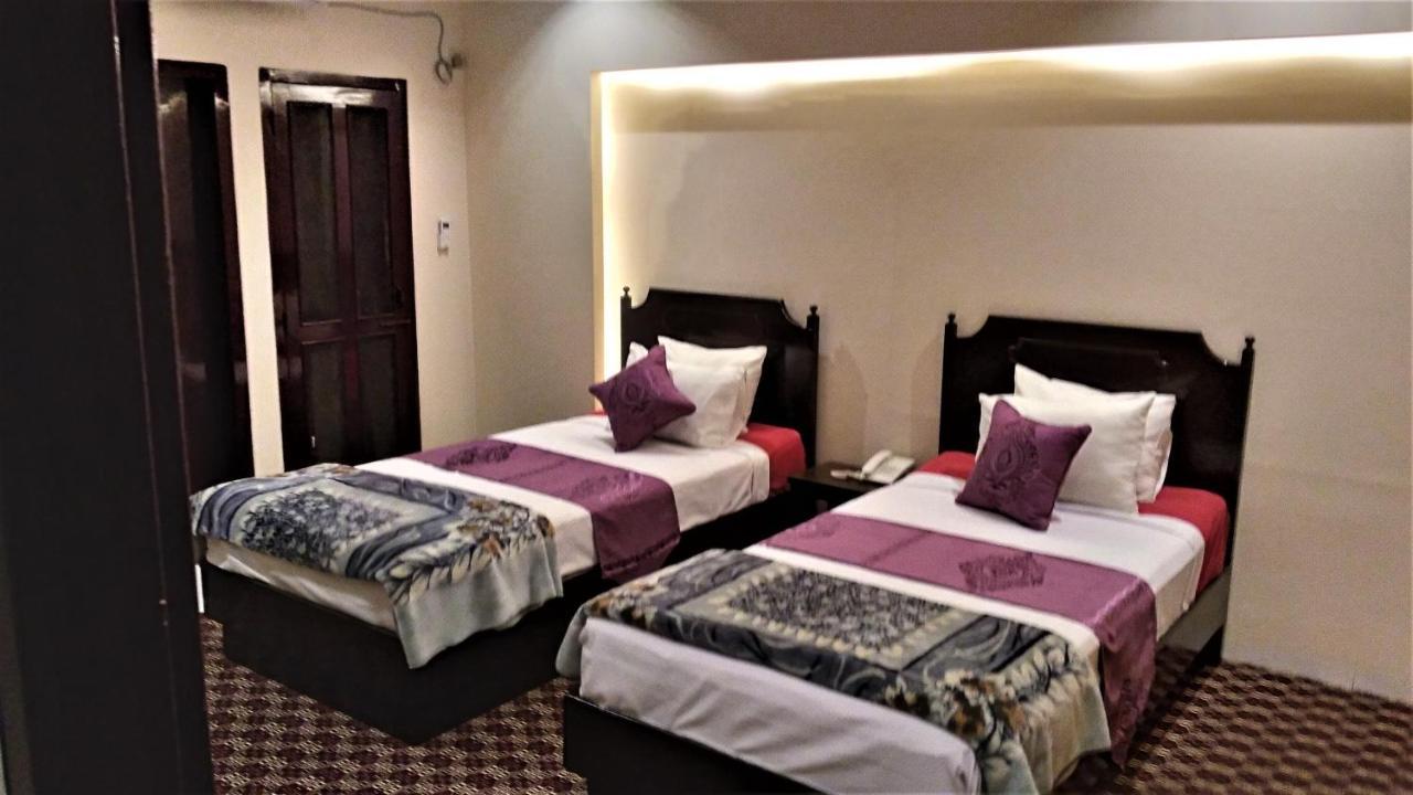 Center Point Apartment Dhaka Zewnętrze zdjęcie