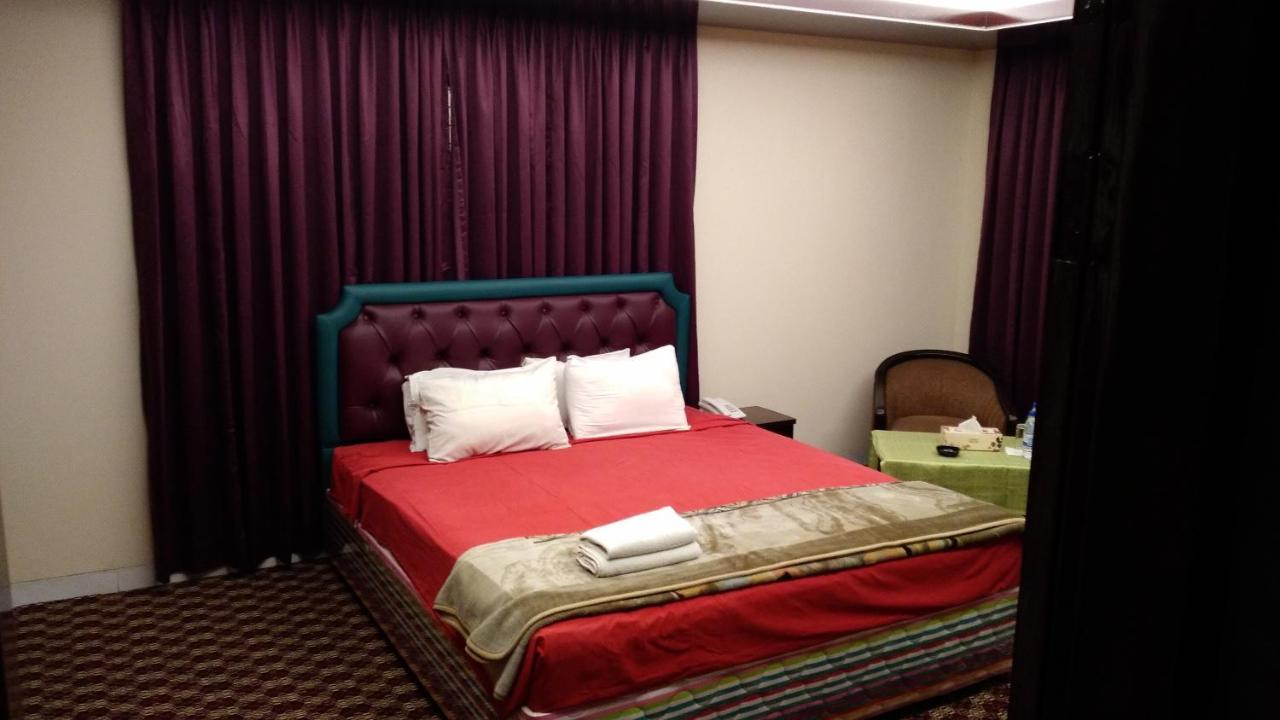 Center Point Apartment Dhaka Zewnętrze zdjęcie