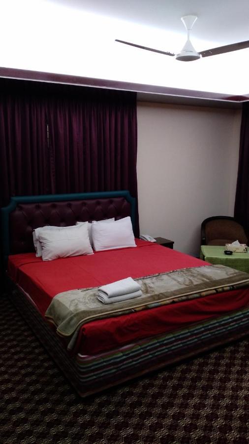 Center Point Apartment Dhaka Zewnętrze zdjęcie