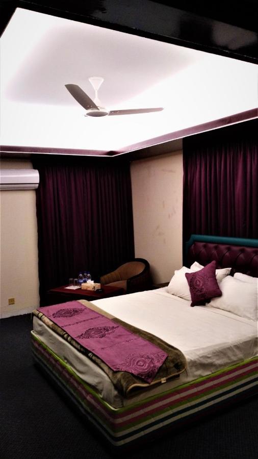 Center Point Apartment Dhaka Zewnętrze zdjęcie